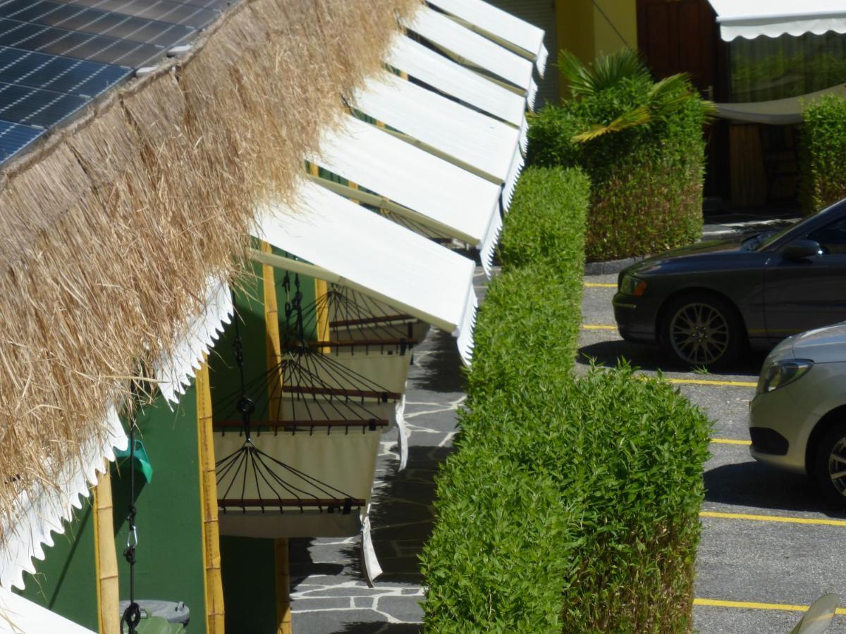 Bamboohouse Motel Riazzino Экстерьер фото