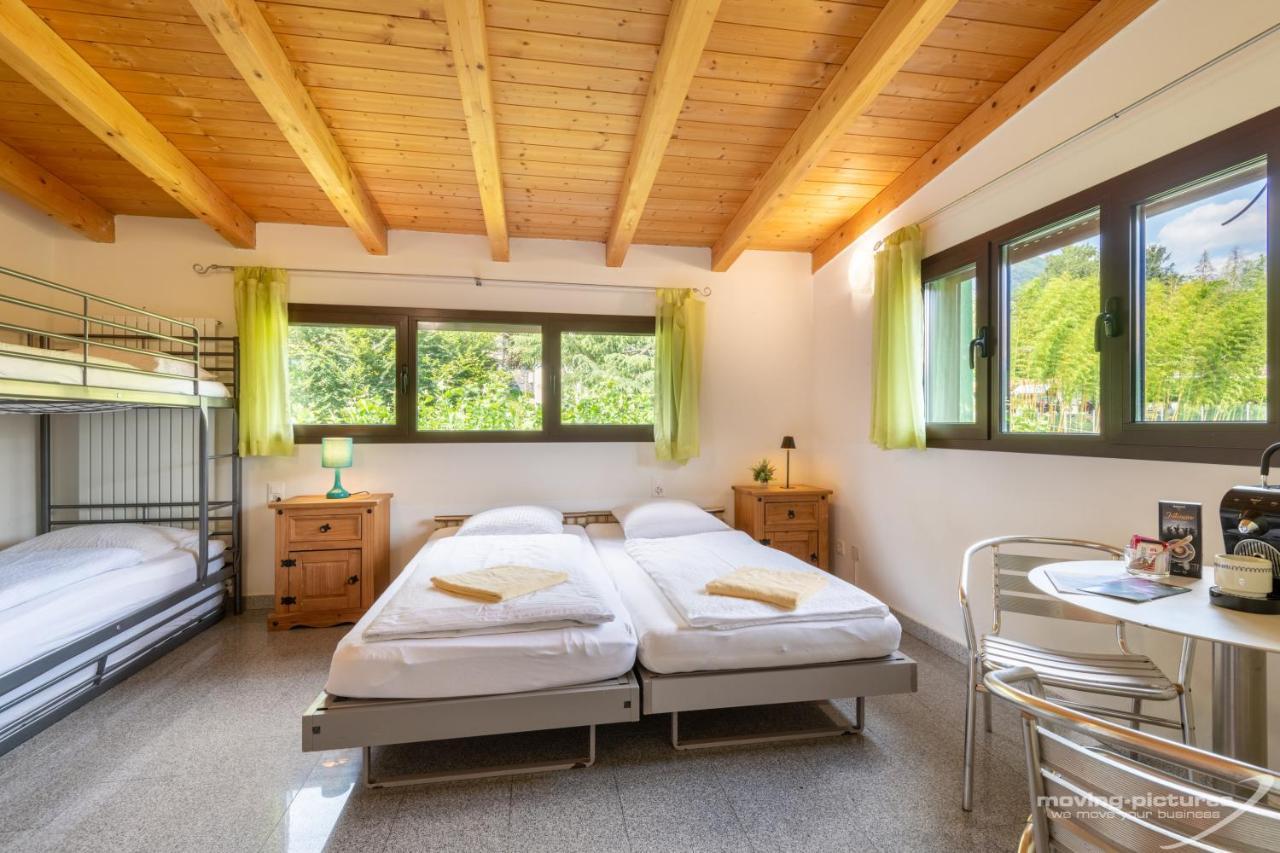 Bamboohouse Motel Riazzino Экстерьер фото